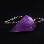 Ametista, cor e significado, características da ametista, cor da ametista, equilíbrio entre ametista e chacra, limpeza da ametista, propriedades da ametista, jóias da ametista, preço da ametista, morfologia da ametista, diferença da ametista entre ametista e ametista, jade e relaxamento, ametista, significado das pedras, jade