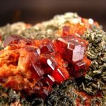 Mineral Piropo, significado das pedras