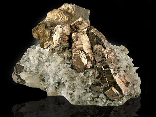 Fórmula da Pirrotina, Características e Usos do Mineral Mineral Pirrotina, significado das pedras