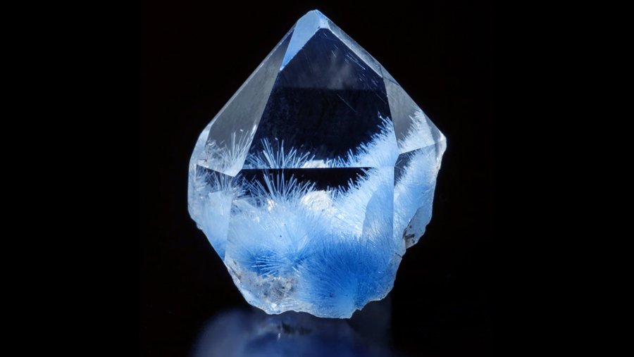 Significado pedra Dumortierite