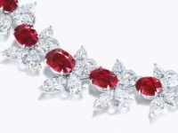 Os 11 Colares Mais Caros do Mundo: De Maria Antonieta a Um Patrimônio em Flor Red Scarlet, Os Colares Mais Caros do Mundo